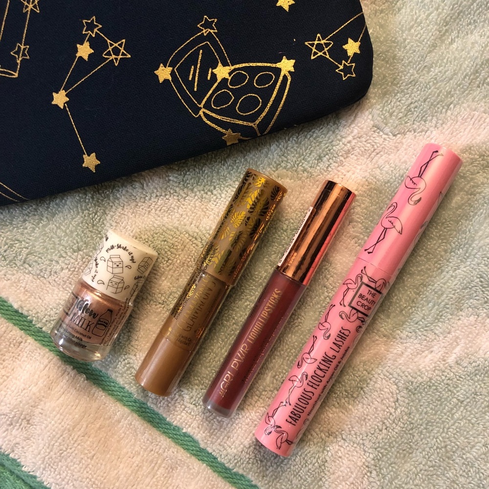 NEW! - The Beauty Corp - 5 Piece Makeup Bundle